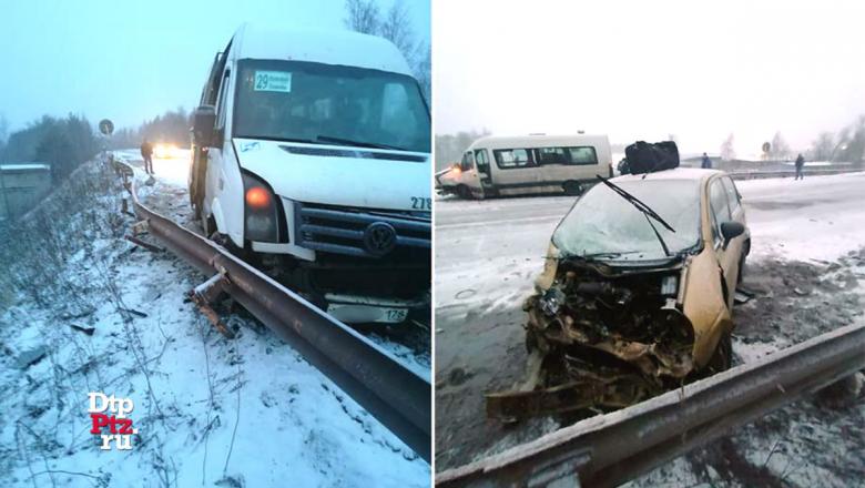 Под Петрозаводском в аварию попал маршрутный автобус