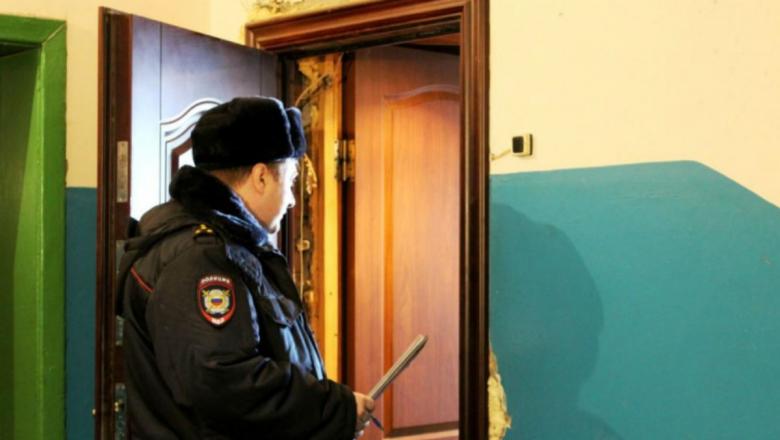 В одной из квартир Петрозаводска обнаружили труп 20-летней девушки