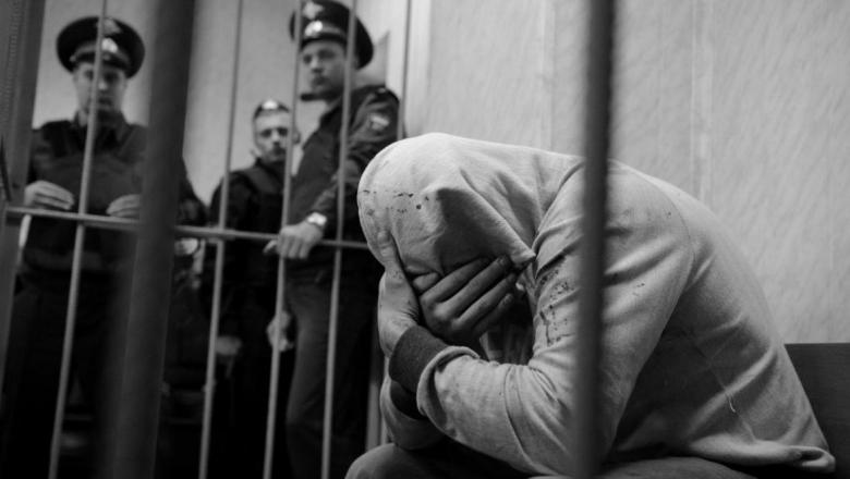 Жителя Петрозаводска посадили за изнасилование двух девочек