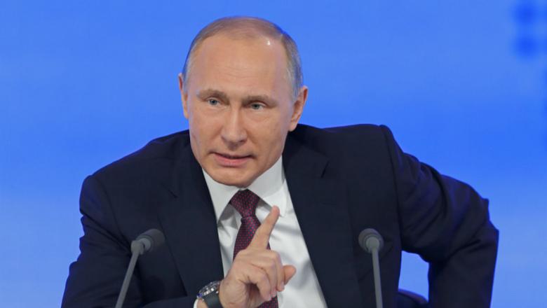 Путин наградил двух работников предприятий Карелии