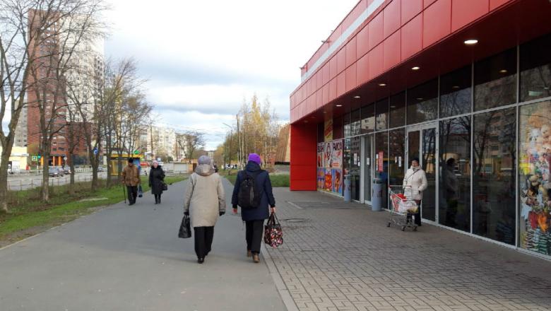 Глава Карелии ввел новые правила посещения магазинов для пенсионеров