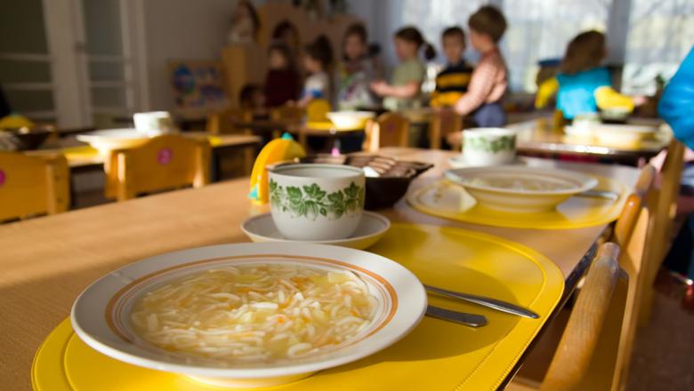 В детских садах Петрозаводска сокращают количество приемов пищи 