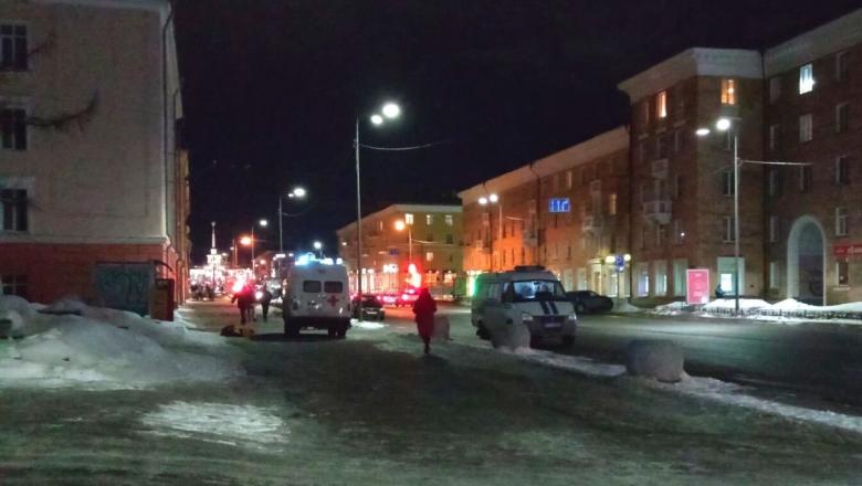 "Отпустили в никуда". Вчера в центре Петрозаводска умерла женщина, которую выписали из БСМП