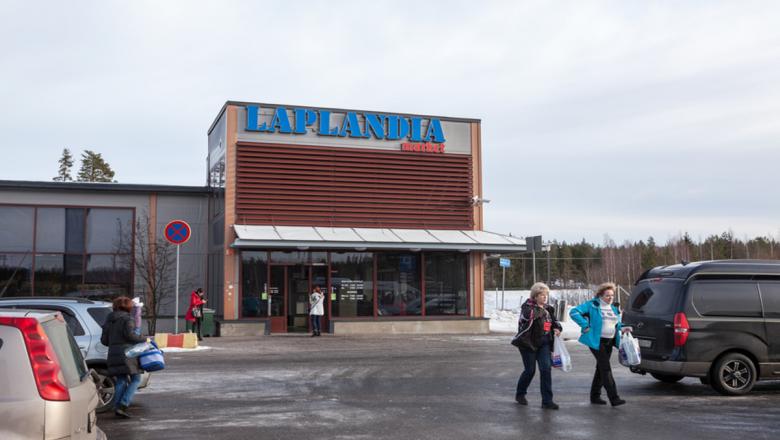 Возобновляются автобусные рейсы в Финляндию и Эстонию, но въезд открыт не для всех