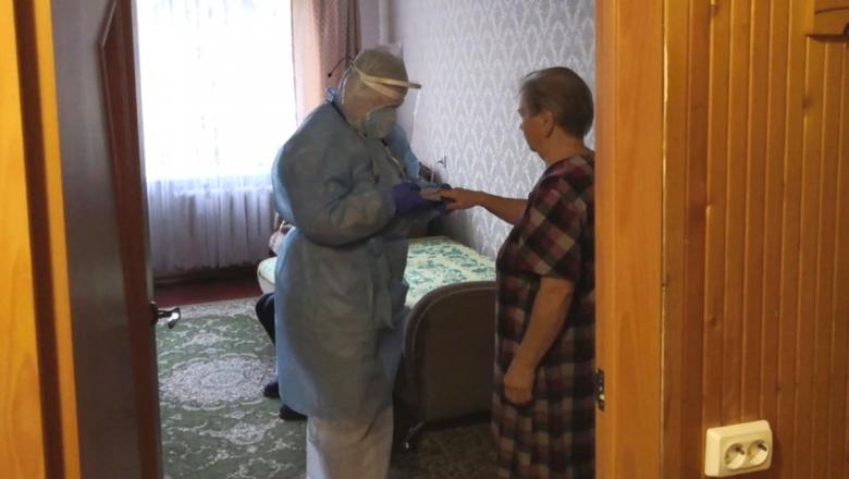 В Карелии начали делать экспресс-тест на ковид у пациентов на дому