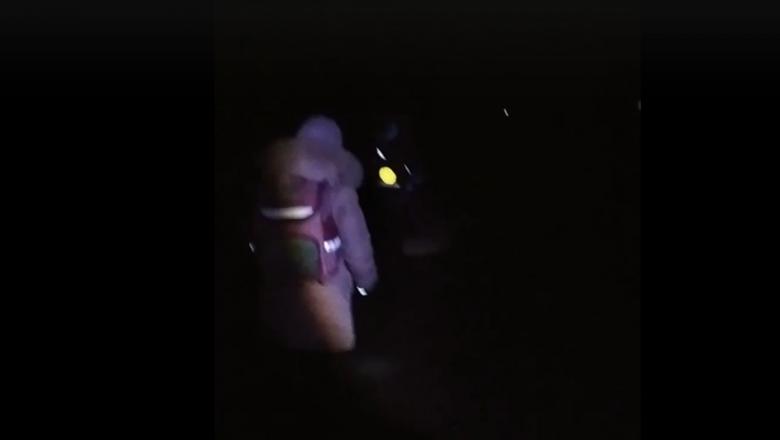 Жители карельского села вынуждены ходить по улицам с фонариками