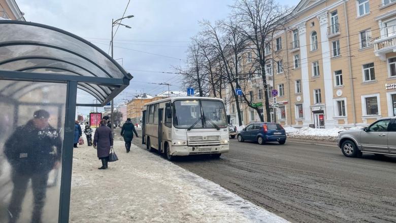 В Петрозаводске на трех автобусных маршрутах введут проездную карту