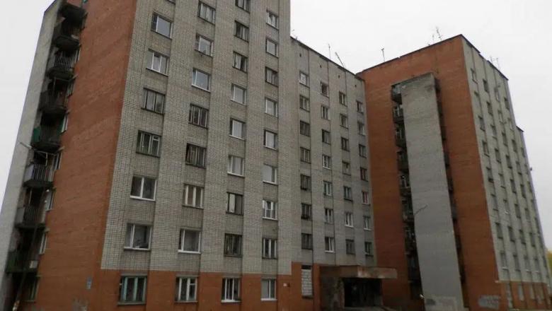 Жильцы девятиэтажки в Петрозаводске боятся, что их дом может рухнуть в любой момент
