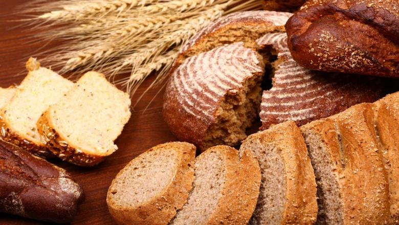 Диетолог назвал самый полезный хлеб для пожилых
