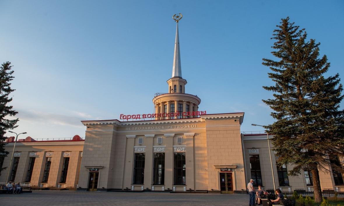 Дополнительный поезд запустят из Петрозаводска в Псков с заходом в  Санкт-Петербург