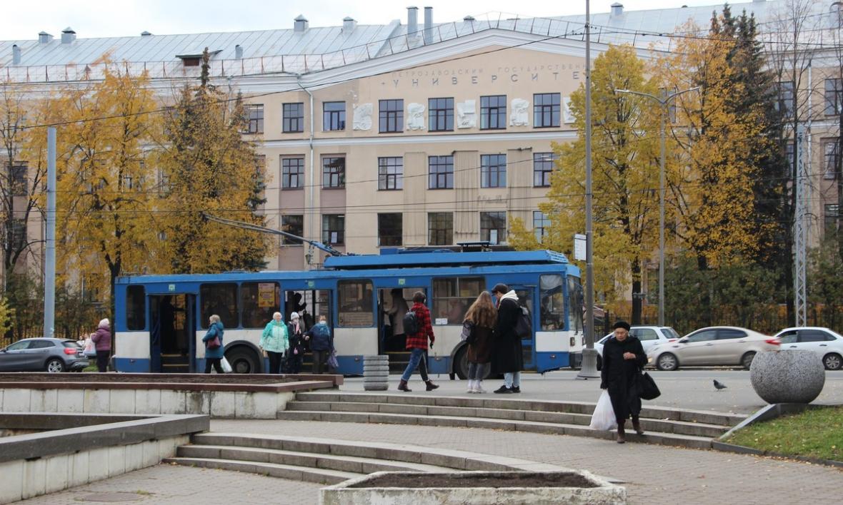 График движения троллейбусов в Петрозаводске в праздничные дни изменится |  31.10.2022 | Новости Петрозаводска - БезФормата