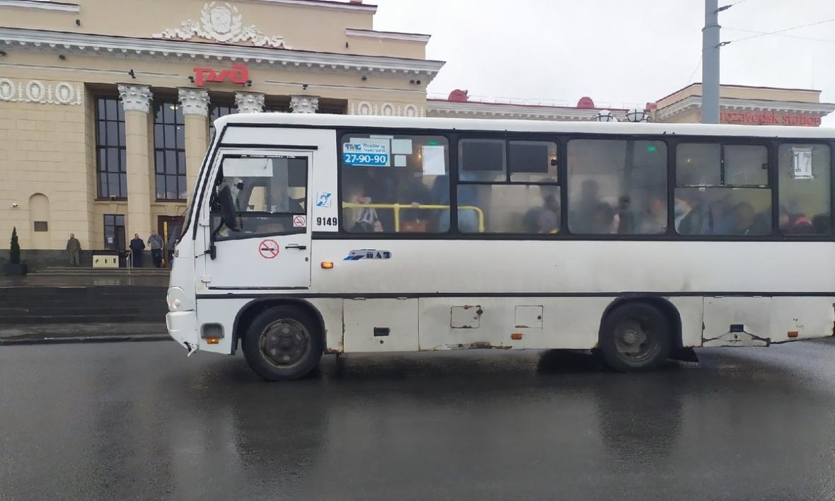 В Петрозаводске суд разрешил перевозчикам вернуться на прежние маршруты