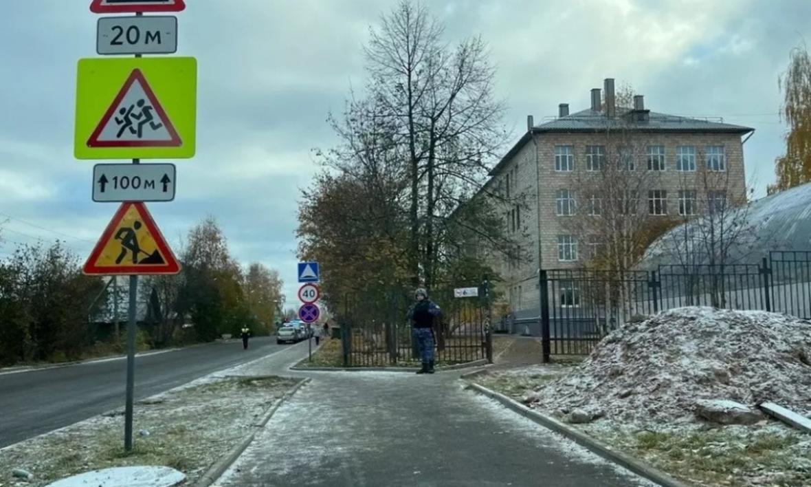 Три школы эвакуировали сегодня в Петрозаводске